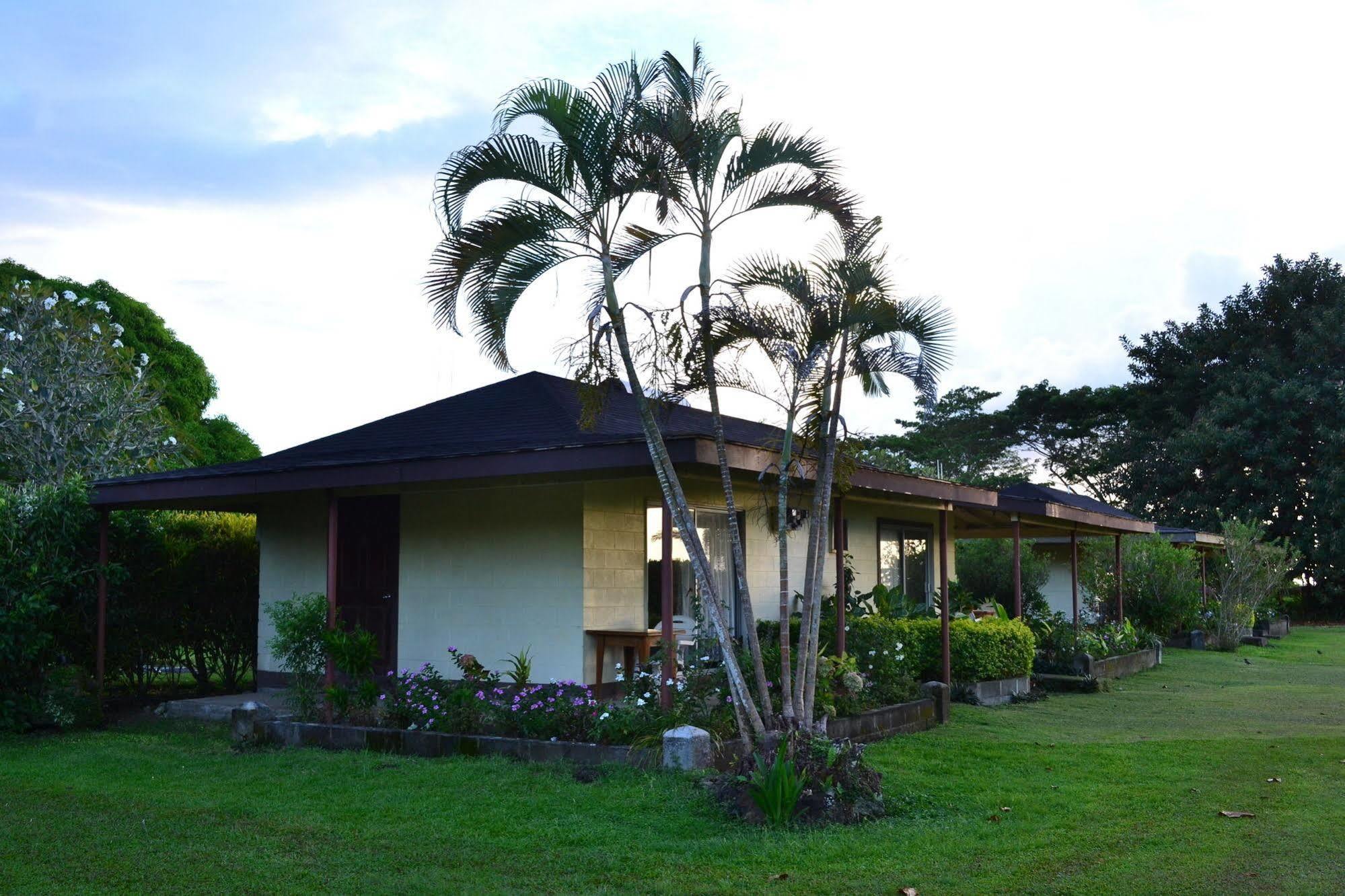 The Savaiian Hotel Salelologa Esterno foto