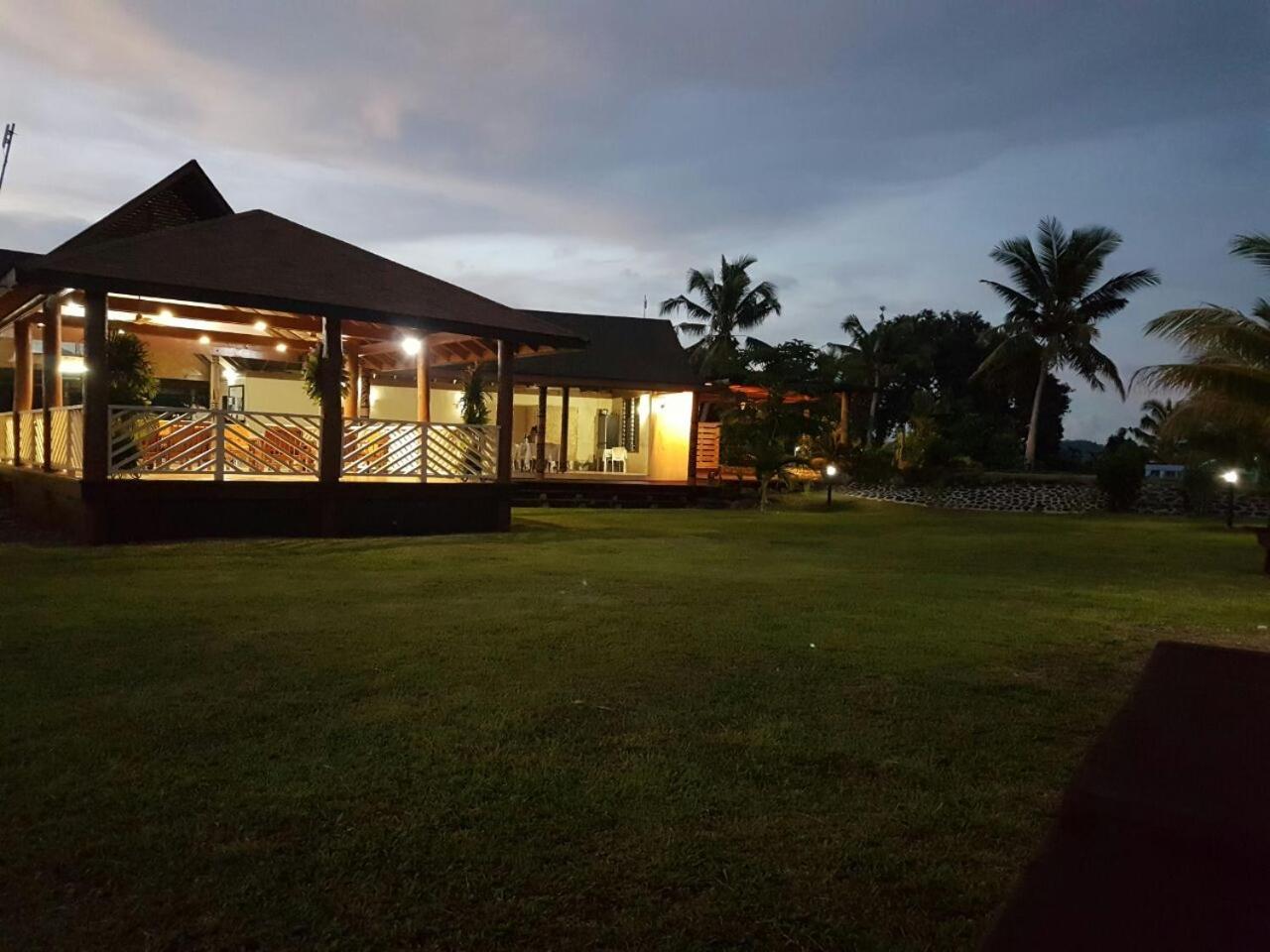 The Savaiian Hotel Salelologa Esterno foto